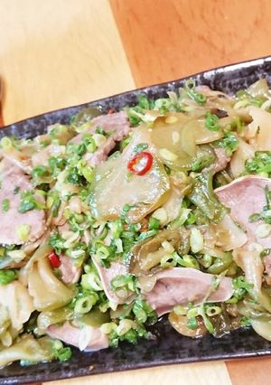 簡単酒肴☆豚タンの青ネギザーサイ炒め-レシピのメイン写真
