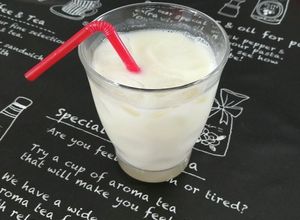 パイナップルジュースで☆簡単ラッシー-レシピのメイン写真