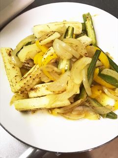 冷凍イカと彩り野菜のカレー炒め-レシピのメイン写真