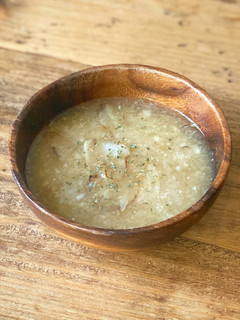 丸ごと玉ねぎのveganオニオンスープ-レシピのメイン写真