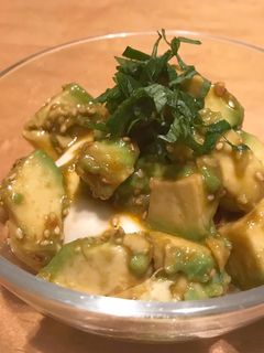 胡麻アボカドの冷奴-レシピのメイン写真