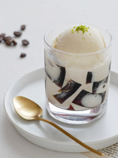 つるんとコーヒーゼリー-レシピのメイン写真