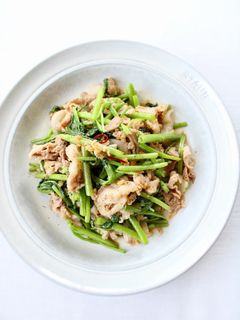サッと炒めて【空芯菜と豚のベトナム風炒め-レシピのメイン写真