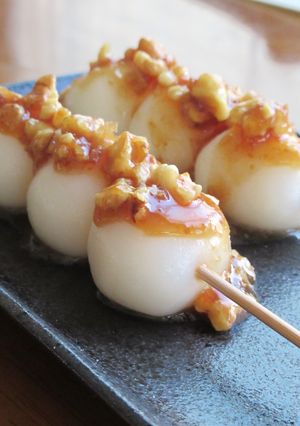 【 くるみ甘味噌団子 〗-レシピのメイン写真