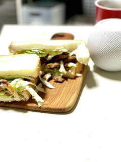 簡単!大豆ミートで焼き肉マヨサンド♪-レシピのメイン写真