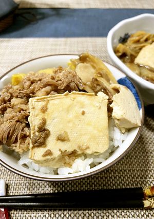 めんつゆが決め手！ご飯のおかずに肉豆腐！-レシピのメイン写真