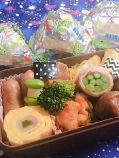 時短 お弁当盛り付け記録 8 ※おにぎり-レシピのメイン写真