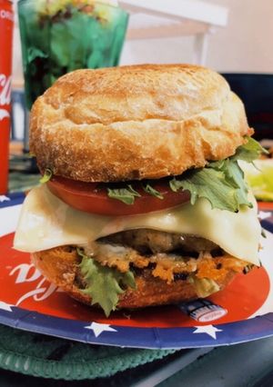 肉汁じゅわ〜 簡単チーズハンバーガー-レシピのメイン写真