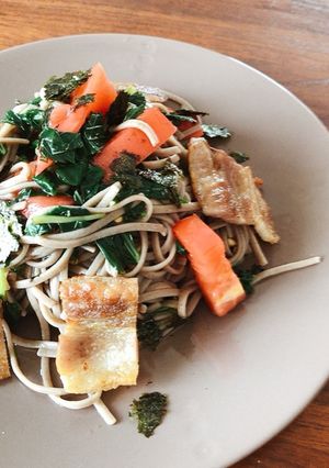 冷やし蕎麦☆トマトとモロヘイヤの和え蕎麦-レシピのメイン写真