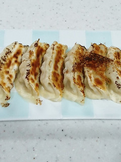 フライパンで本気!餃子の美味しい焼き方♫-レシピのメイン写真