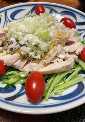 簡単すぎっ！茹で鶏の葱姜醬ソース-レシピのメイン写真