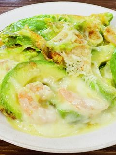 海老とアボカドのキャベチーズ焼き-レシピのメイン写真