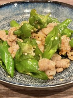 万願寺とうがらしと豚バラの生姜醤油炒め-レシピのメイン写真