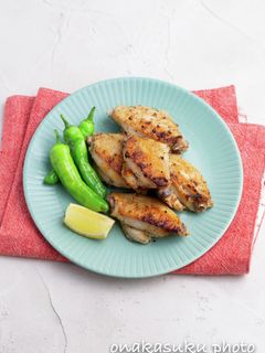 簡単!鶏手羽のにんにくペッパー焼き-レシピのメイン写真