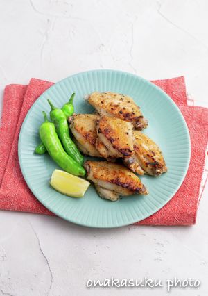 簡単！鶏手羽のにんにくペッパー焼き-レシピのメイン写真