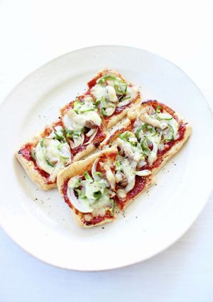 低糖質なのに、うまっ！【油揚げピザ】-レシピのメイン写真