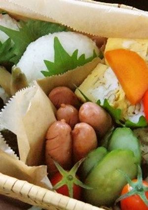簡単ある物で秋の行楽弁当-レシピのメイン写真