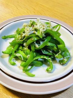 ピンマンとしらすの炒め物-レシピのメイン写真