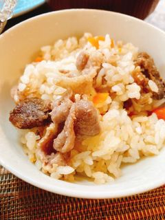 お肉の炊き込みご飯-レシピのメイン写真