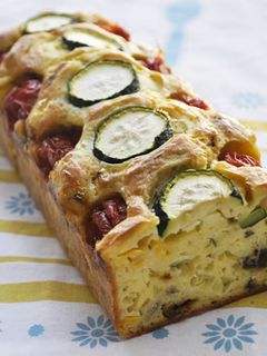 トマトとズッキーニのケーク・サレ-レシピのメイン写真