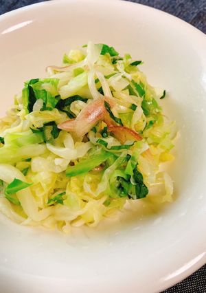 キャベツとミョウガのにんにく和え♪-レシピのメイン写真