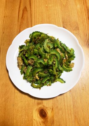 ゴーヤと鯖缶のカレー炒め-レシピのメイン写真