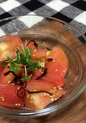 トマトと塩昆布のさっぱりごまサラダ-レシピのメイン写真