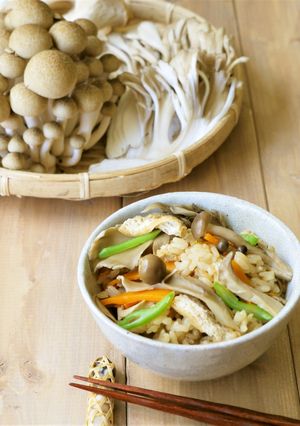 簡単♪きのこと油揚げの炊き込みご飯-レシピのメイン写真