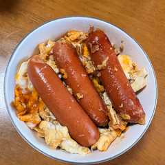 รูปของ ウインナー丼