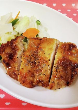 レモンで爽やか♪鶏肉のレモンペッパー焼き-レシピのメイン写真