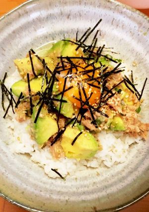 アボカド&ツナ卵かけご飯♡-レシピのメイン写真