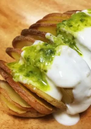 スウェーデン料理「ハッセルバックポテト」-レシピのメイン写真