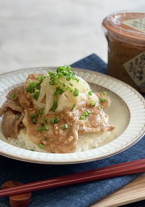 合わせみそでつくる味噌ぶた丼-レシピのメイン写真