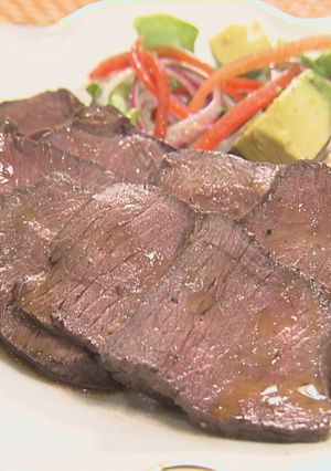 シカモモ肉のロースト　バルサミコソース-レシピのメイン写真
