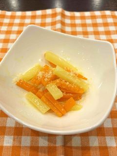 じゃがいもとにんじんのチーズきんぴら-レシピのメイン写真
