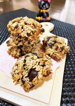 ナッツとチョコのオートミールクッキー♡-レシピのメイン写真
