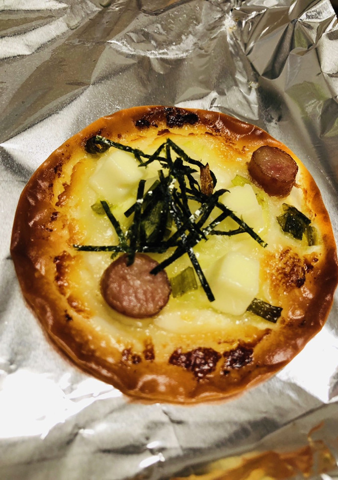 やみつき！餃子の皮で簡単ミニピザ-レシピのメイン写真