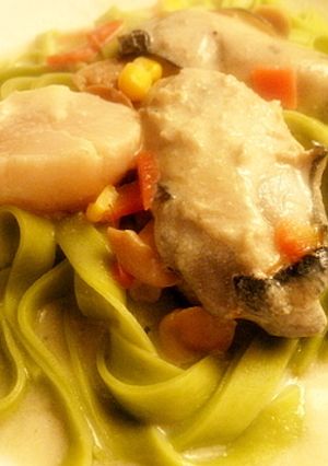 牡蠣と帆立のサフランカレークリームパスタ-レシピのメイン写真