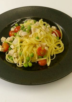 サラダチキンとグリーンピースの生パスタ-レシピのメイン写真