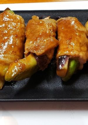 トロッと!ナスとアボカドの豚ロース巻き-レシピのメイン写真