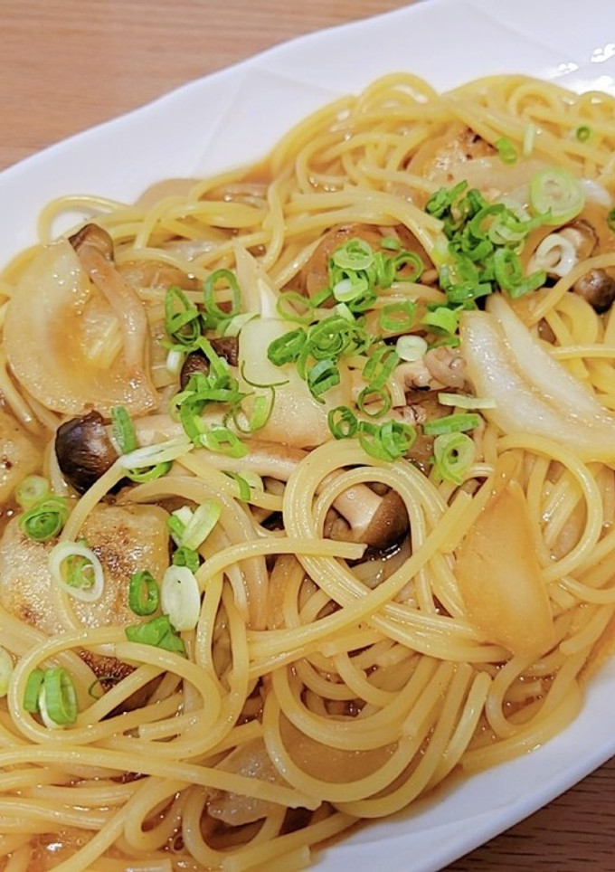 話題タラキューブとしめじの和風パスタ-レシピのメイン写真