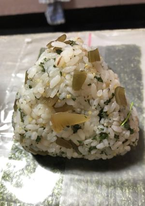 昆布と大葉ふりかけおにぎり-レシピのメイン写真