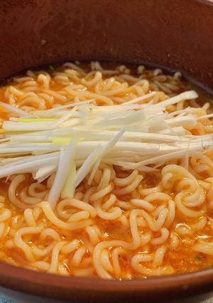 ピリ辛サッポロ一番塩ラーメン-レシピのメイン写真