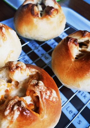 冷凍食品の焼きそばとナポリタンのパン-レシピのメイン写真