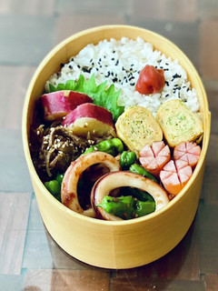 わっぱ弁当*イカとししとう炒めと牛肉煮-レシピのメイン写真