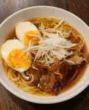 鶏ガラ醤油風こんにゃく麺ラーメン