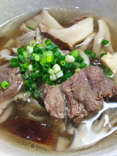 牛すじとたっぷりキノコのスープ-レシピのメイン写真