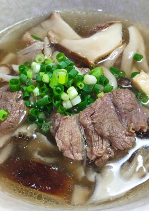 牛すじとたっぷりキノコのスープ-レシピのメイン写真