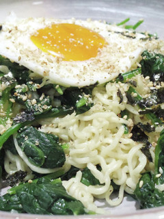 サッポロ一番塩ラーメンほうれん草焼きそば-レシピのメイン写真