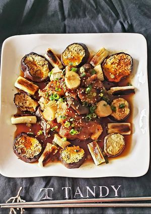 ソースがけ豚肉焼きとグリル焼き野菜-レシピのメイン写真